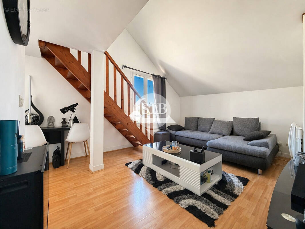 Appartement à LINAS