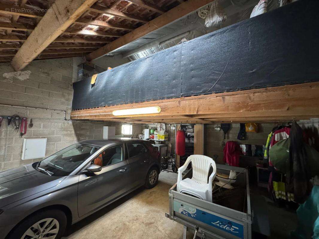 Maison à ROMENY-SUR-MARNE