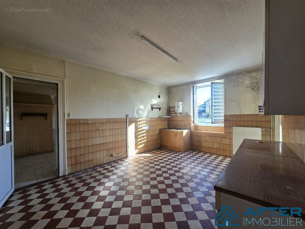 Maison à NEUVILLER-LES-BADONVILLER