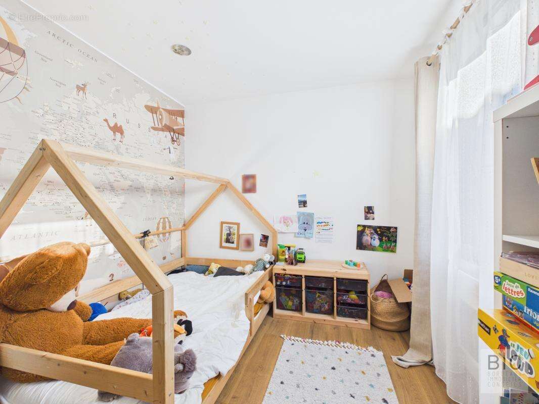 A vendre maison état neuf en bois avec jardin plein sud - photo 14