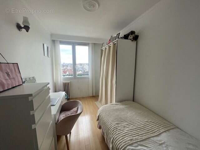 Appartement à LE BLANC-MESNIL