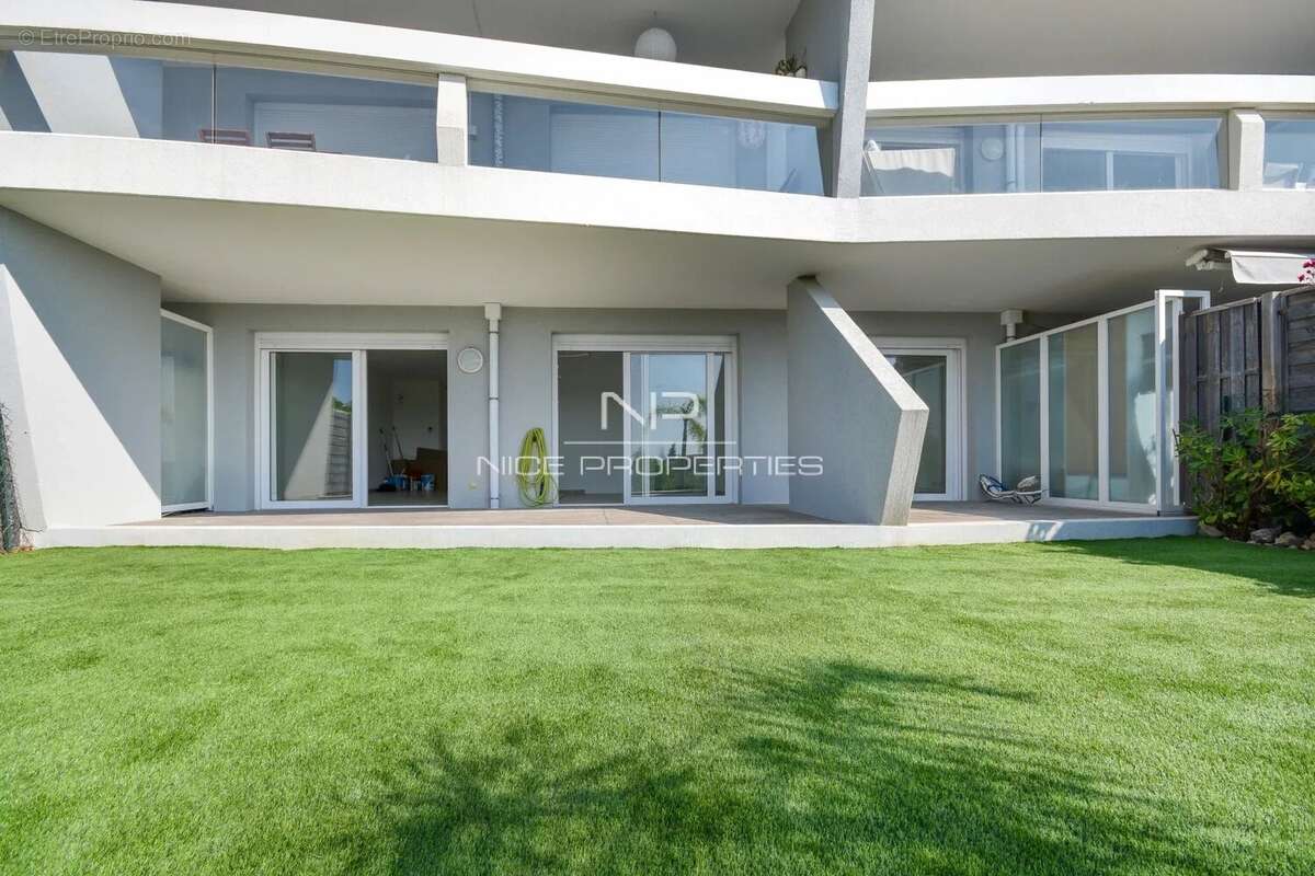 Joli 3 pièces dans résidence neuve avec piscine, Roquebrune-Cap-Martin - photo 8