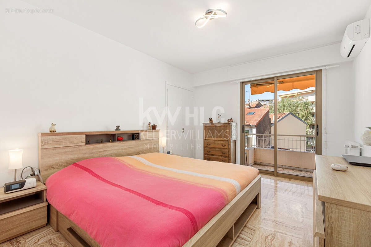 Appartement 80 m² à Le Cannet  - photo 9