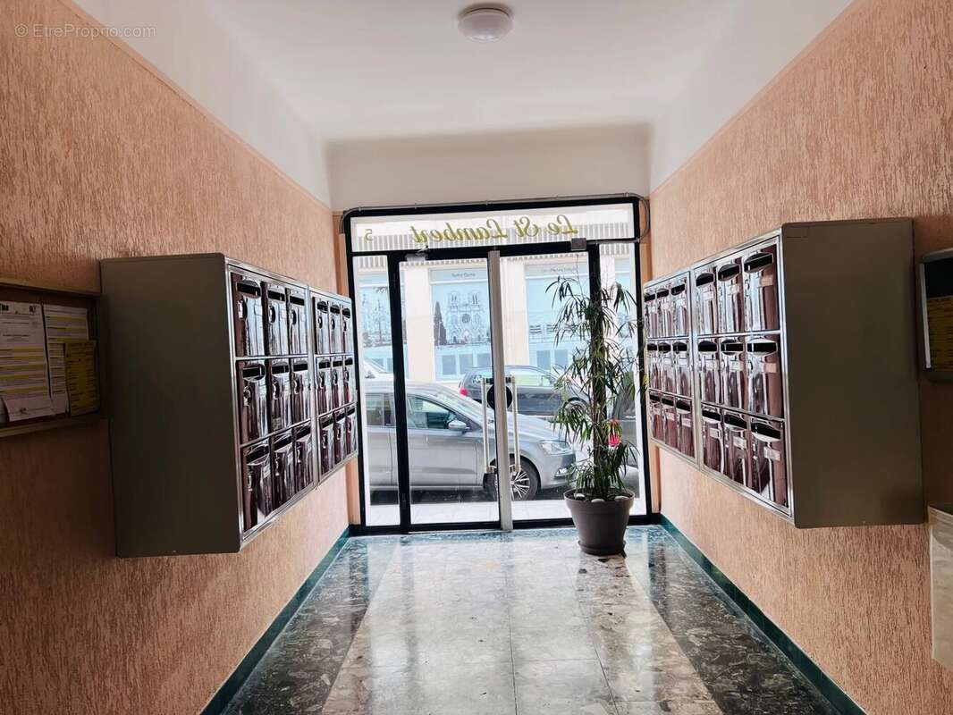 Appartement à NICE