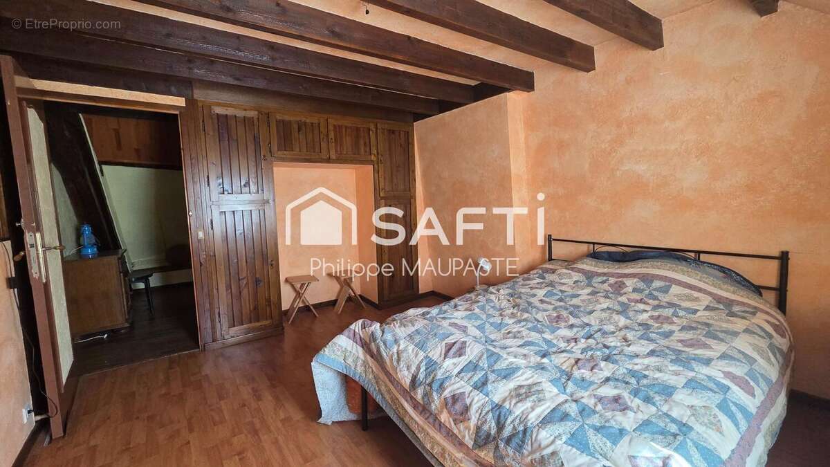 Maison 138 m² à Chateauneuf-Val-De-Bargis  - photo 8