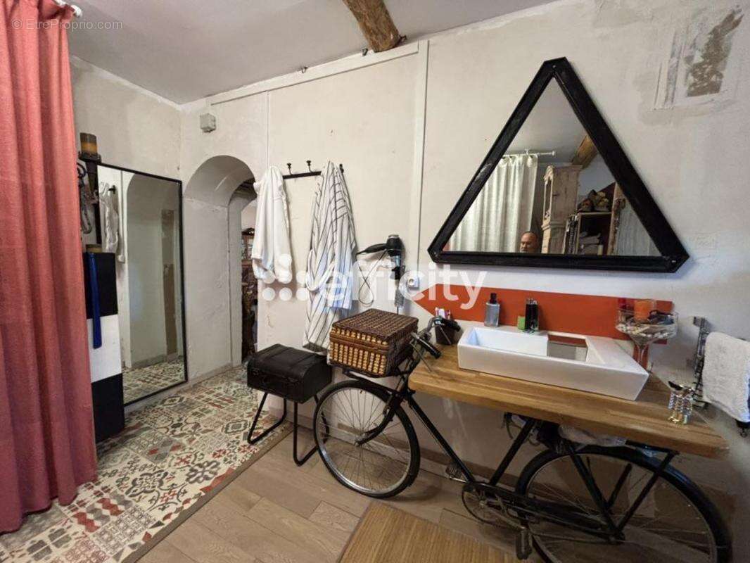 Maison à SAINT-GENIES-DE-FONTEDIT