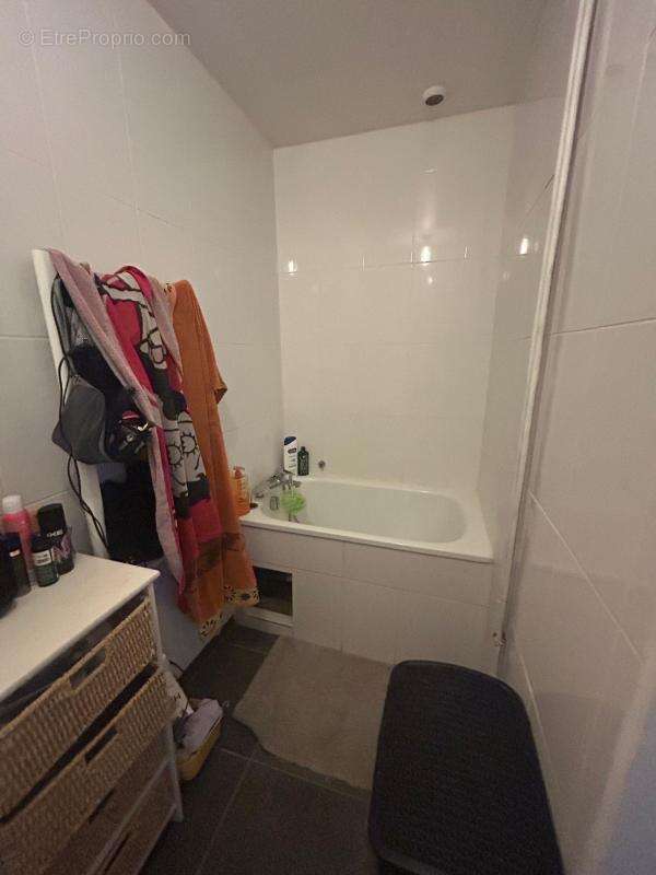 Appartement à LES AVENIERES