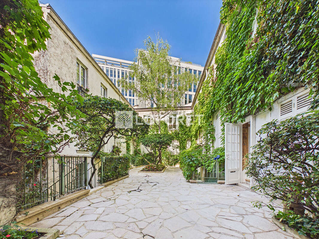 Loft avec terrasse - elegant - verdoyant - calme - rare - photo 8