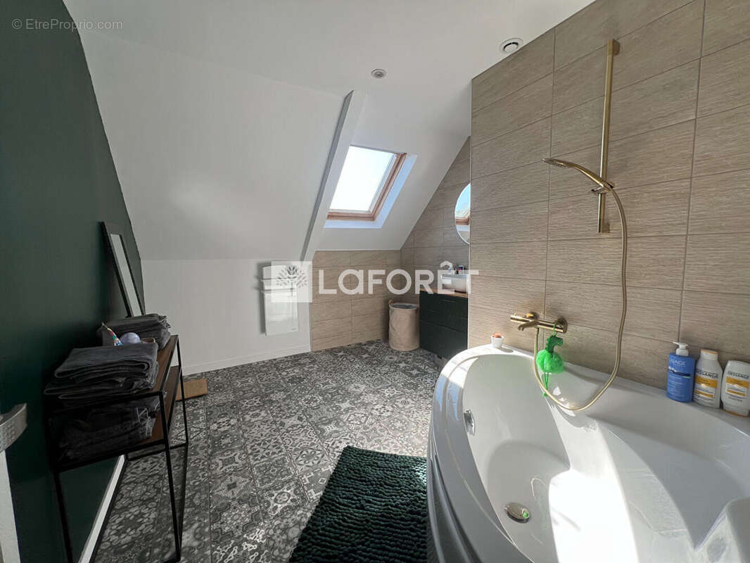 Maison à PLOUMAGOAR