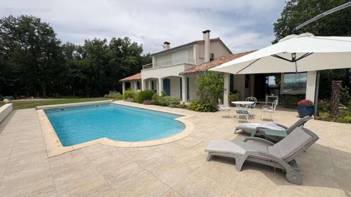 Maison à LUGAN