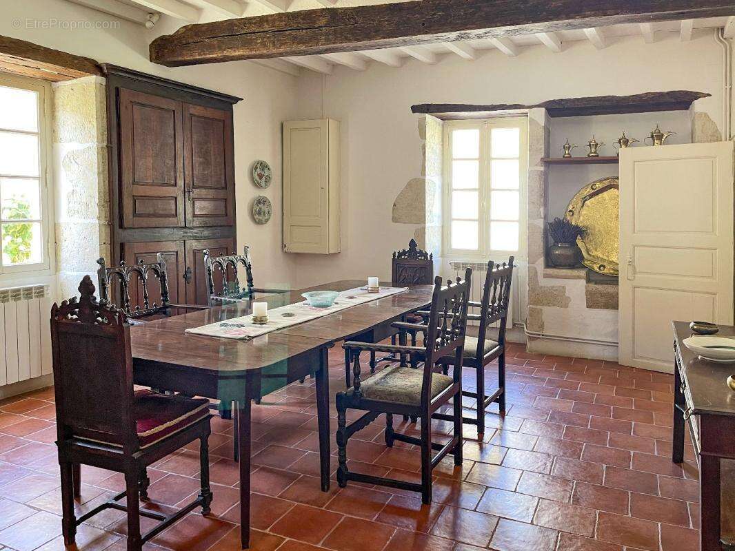 Maison à BAZIAN