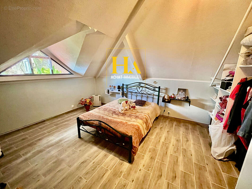 Maison Saint Leu - La Chaloupe 7  pièces 262,76 m2 - photo 11