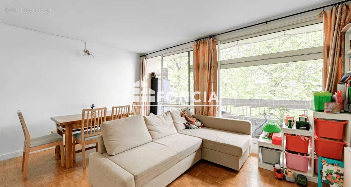 Appartement à VILLENEUVE-SAINT-GEORGES