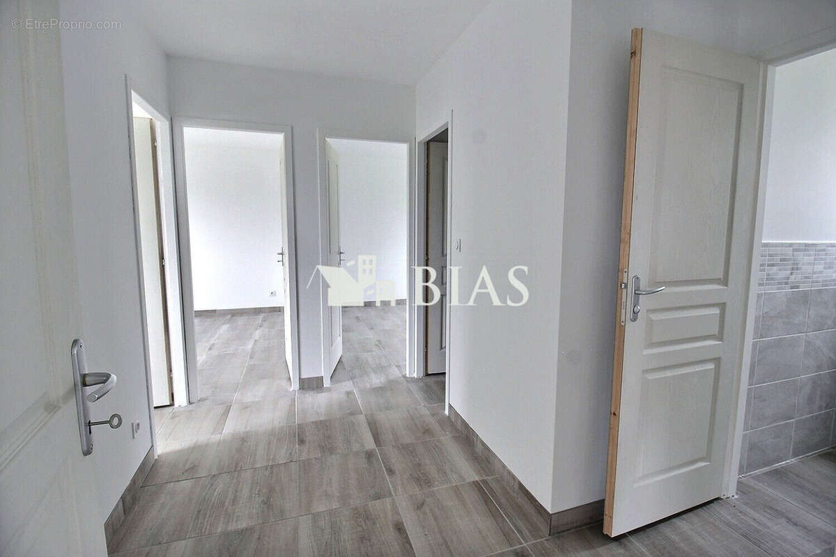 Maison à LE NOYER-EN-OUCHE