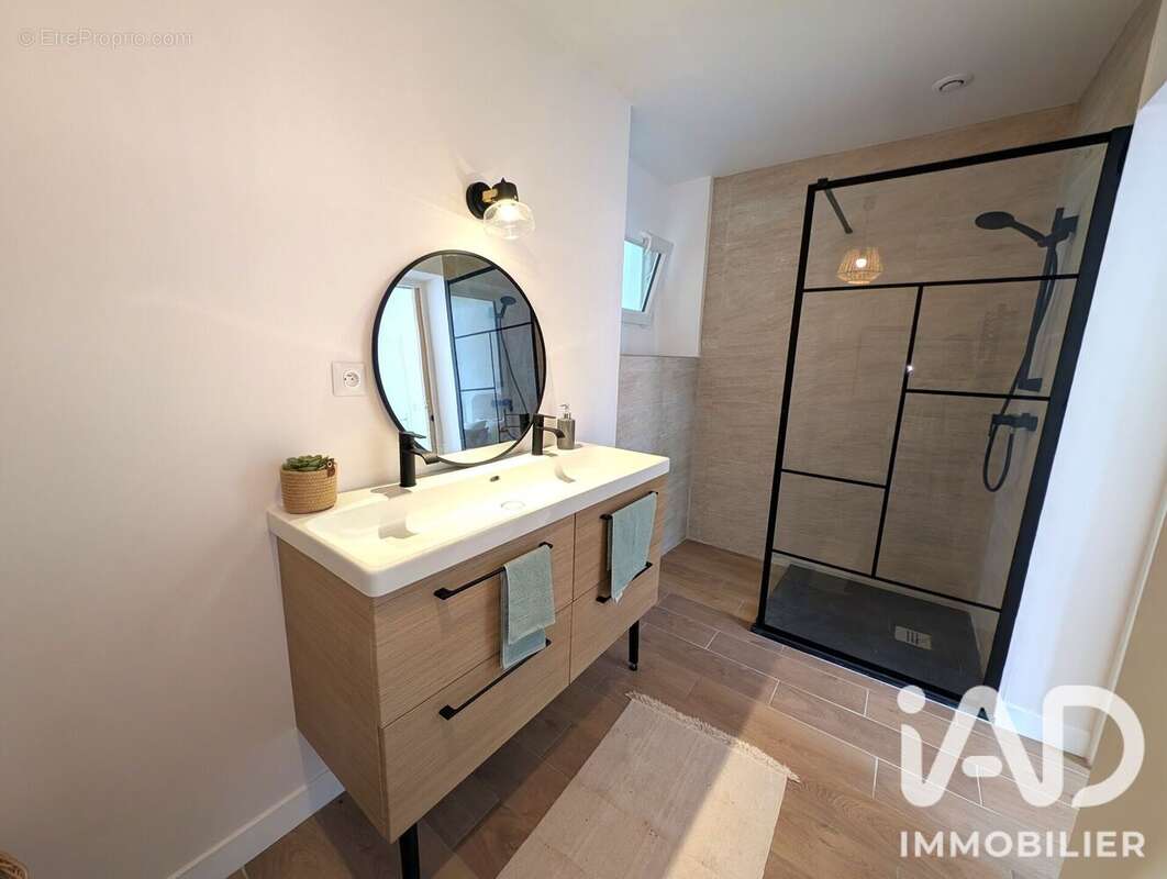 Maison 155 m² à Cuise-La-Motte  - photo 9