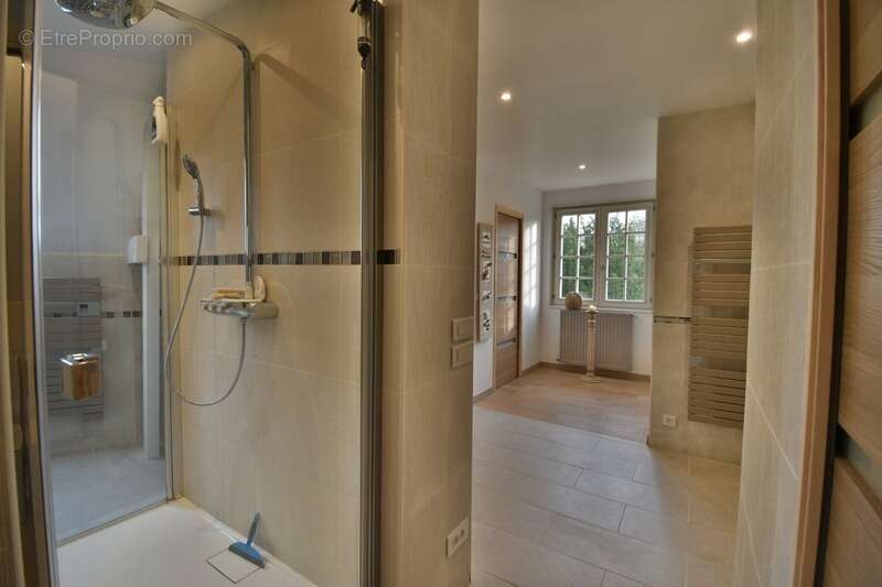 Maison à SAINT-PREST