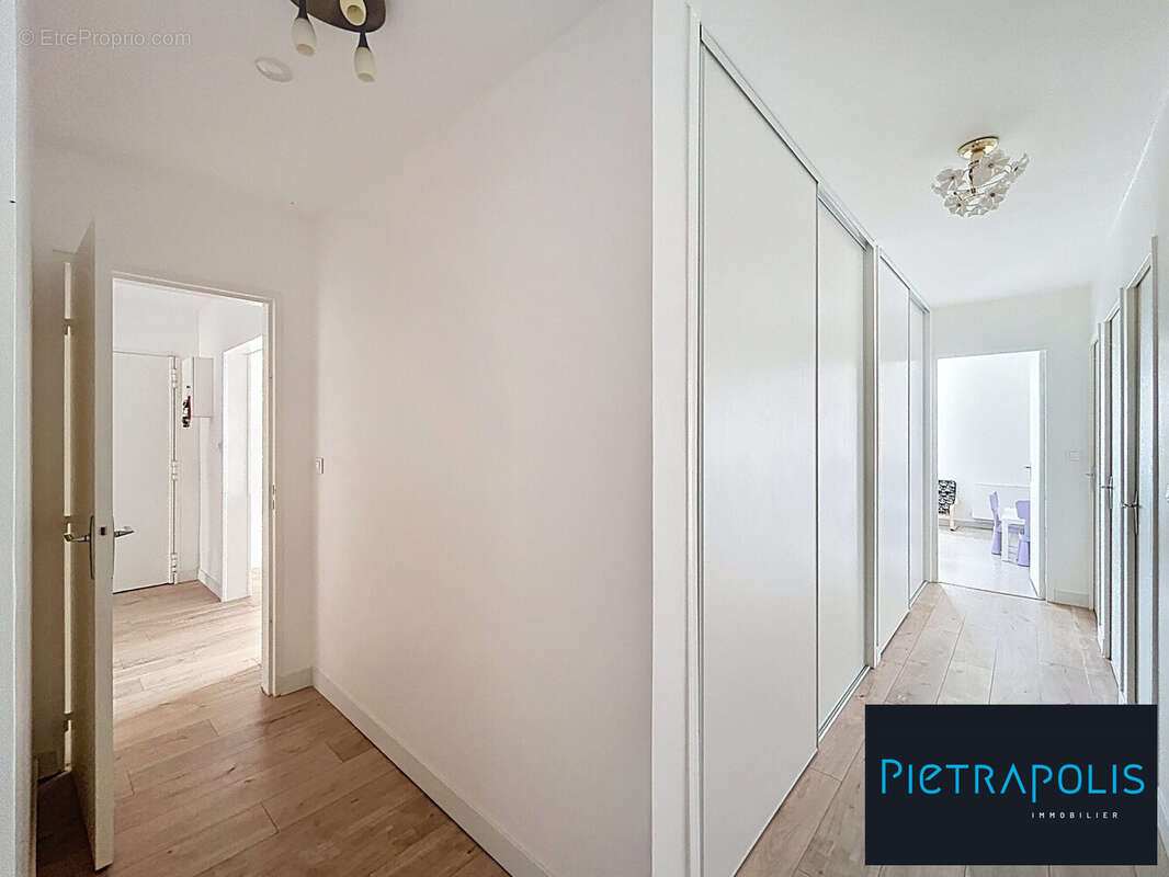 Appartement à TALANT