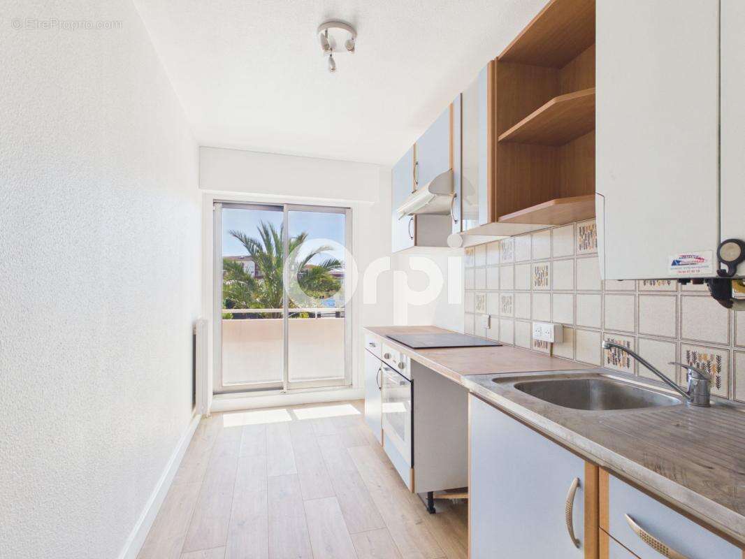 Appartement à MANDELIEU-LA-NAPOULE