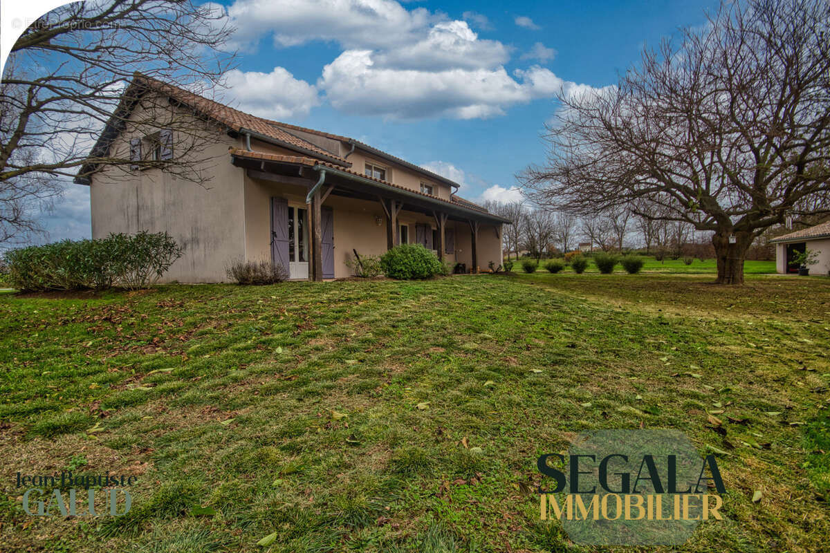 Maison 183 m2 sur 6171 m2 de terrain plat - photo 3
