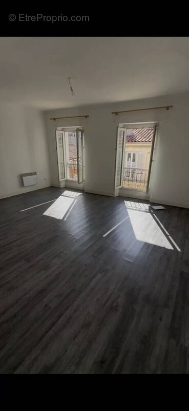 Appartement à MARSEILLE-6E