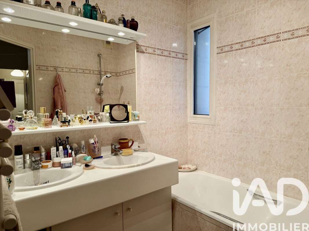 Photo 5 - Appartement à ISSY-LES-MOULINEAUX