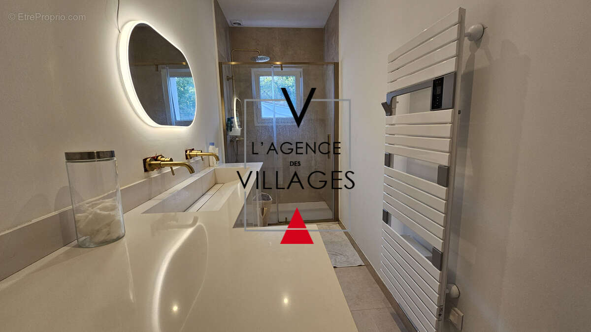 RARE , Bas de villa de plein pied Neuf  avec jardin privatif de 450M 2 - photo 4