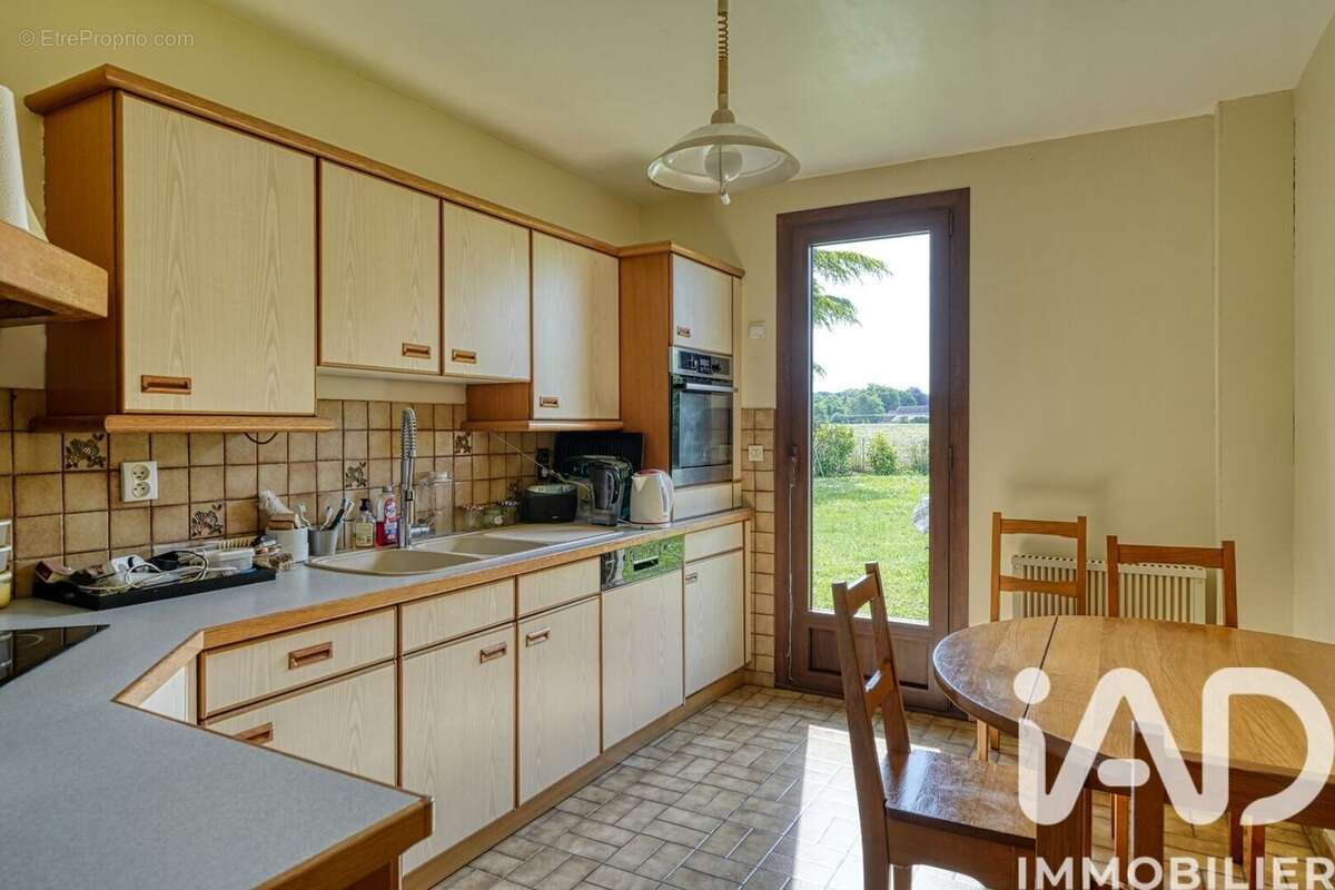 Photo 6 - Maison à COURSON-MONTELOUP