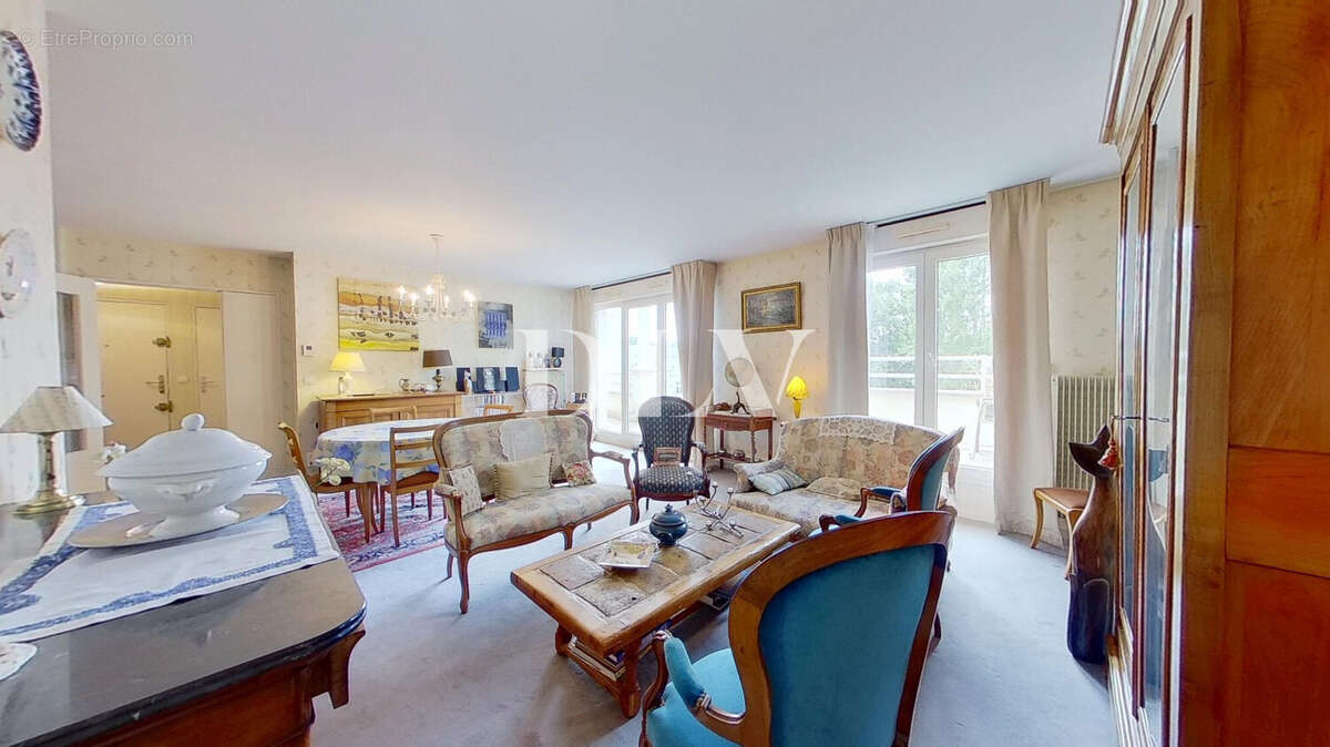 Appartement à AVON