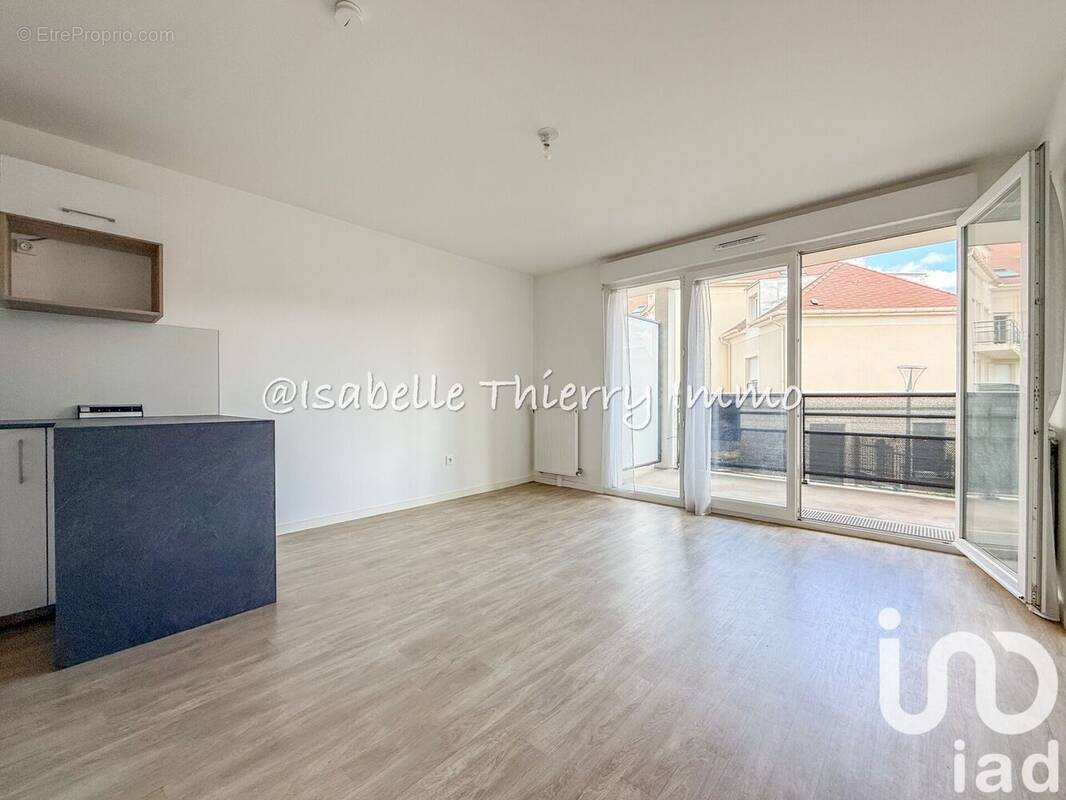 Photo 1 - Appartement à MONTLHERY