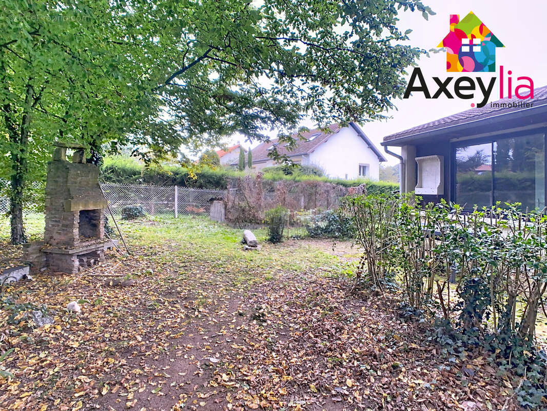 Maison à SAINT-ROMAIN-LA-MOTTE