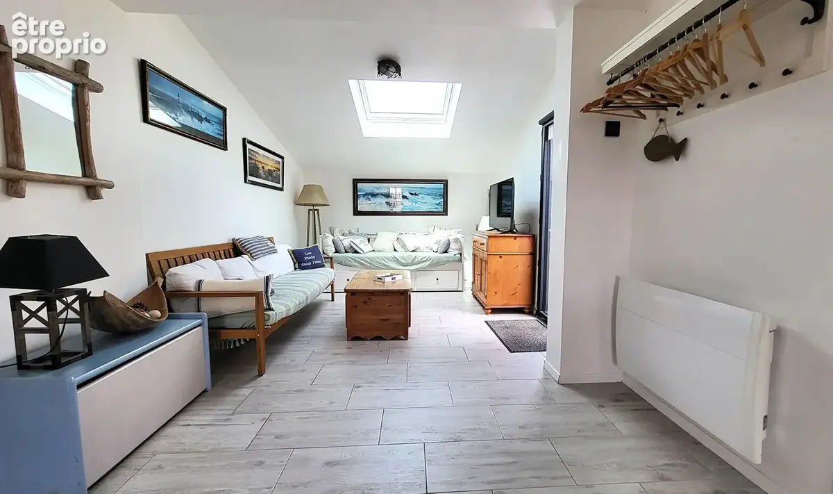 Maison spacieuse à proximité de la plage - Emplacement exceptionnel avec fort potentiel locatif - photo 2