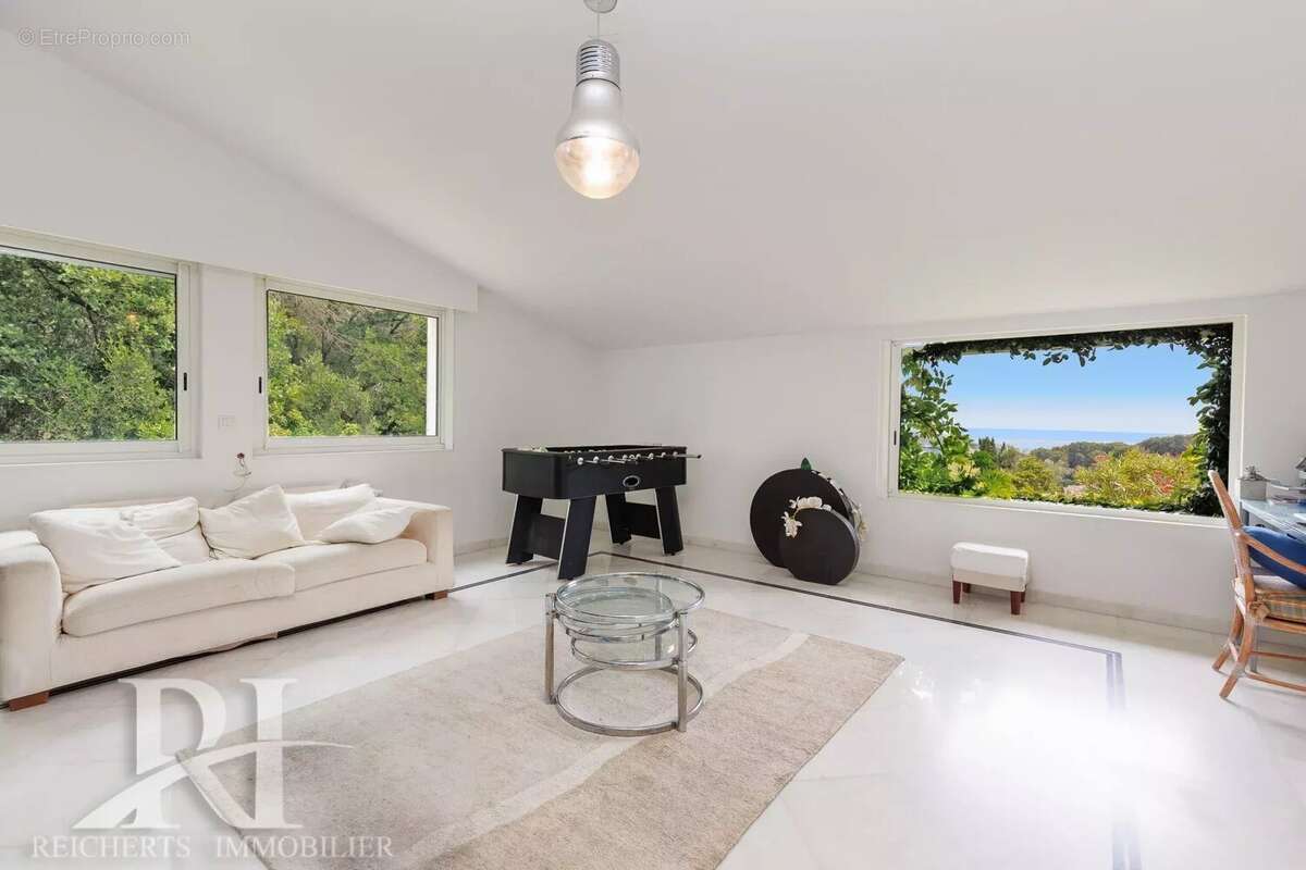 Maison à MOUGINS