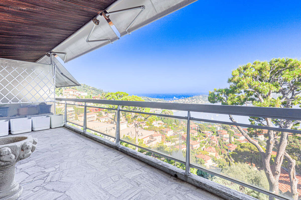 Appartement à VILLEFRANCHE-SUR-MER