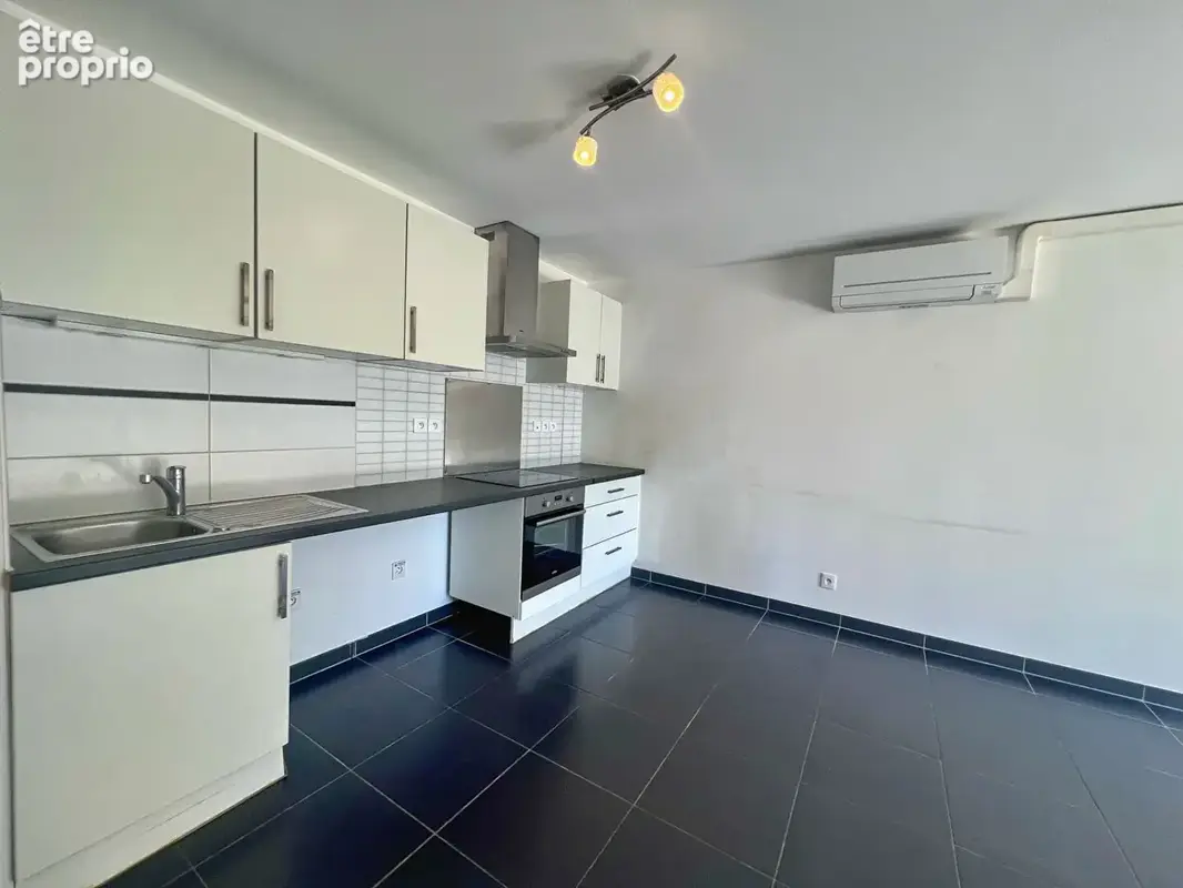 Le Pradet - Appartement de type 3 - 62 m2 - photo 5