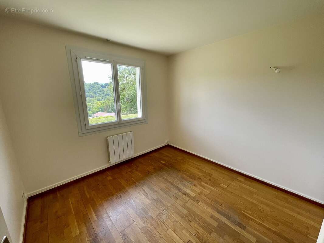 Maison 137 m² à Frangy  - photo 8
