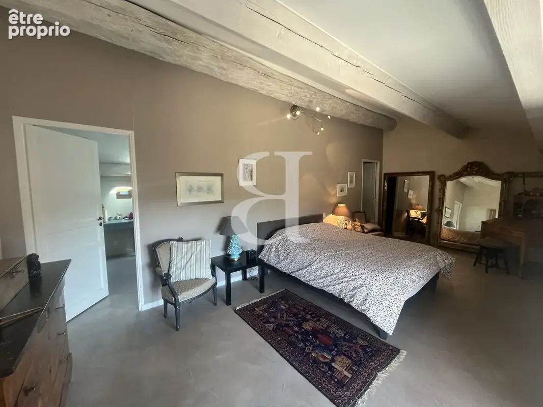 Maison 300 m² à Carpentras  - photo 3