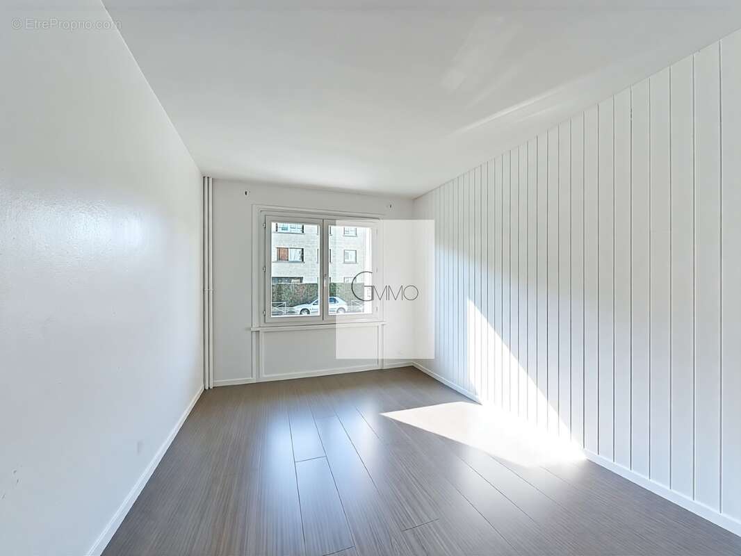 Appartement à L'HAY-LES-ROSES