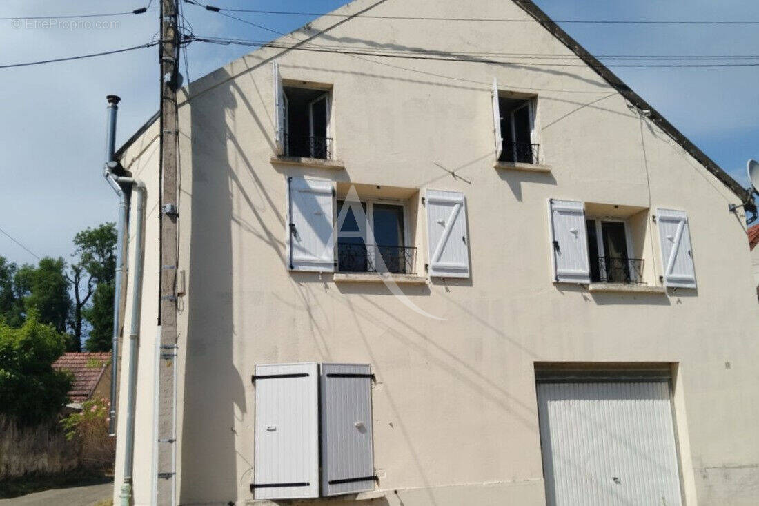 Maison à USSY-SUR-MARNE