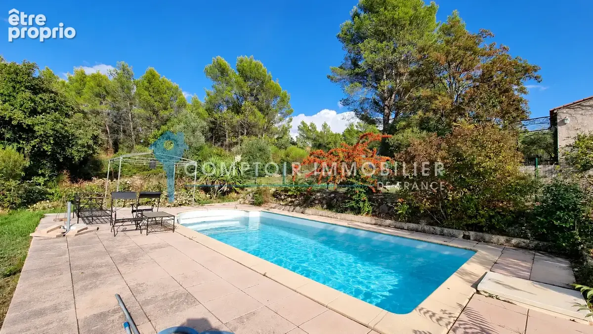 VAR (83) - À VENDRE - FLAYOSC - Coup de cœur pour cette villa provençale 7 pièces - photo 11