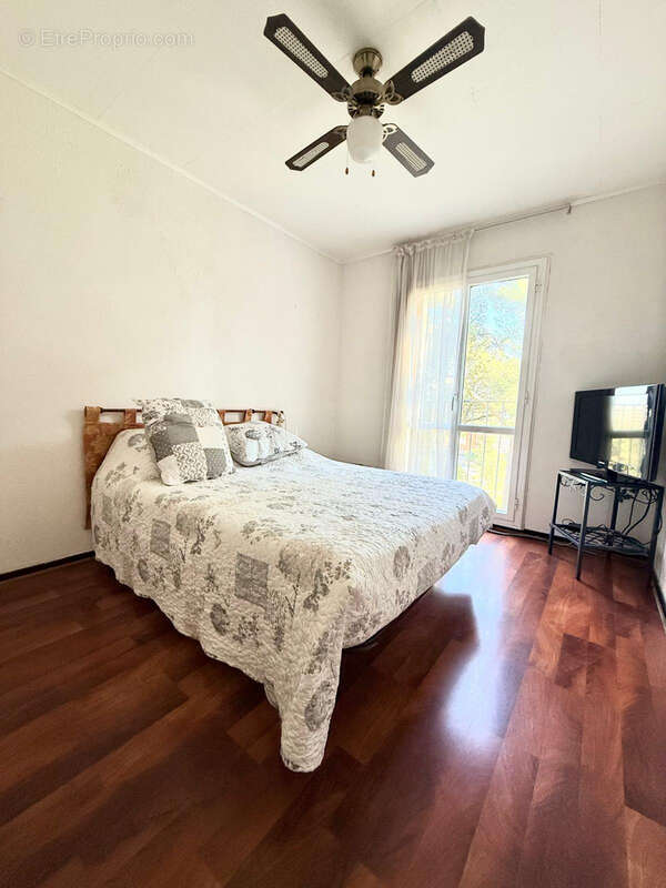 Appartement à MARSEILLE-9E