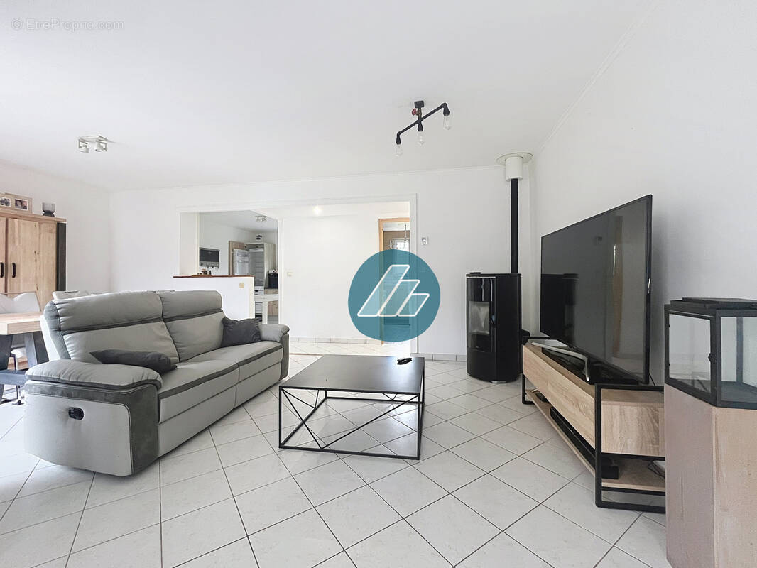 Maison à MOYENNEVILLE