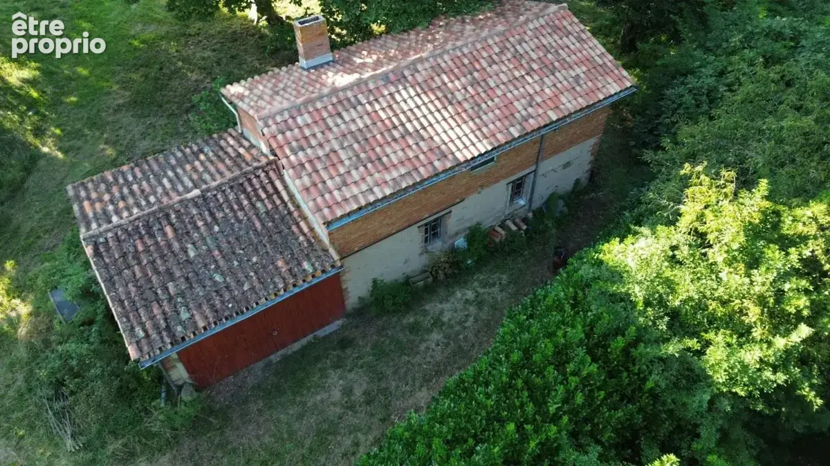 très bel ensemble immobilier de 3 habitations sur 3.38 hectares - photo 5