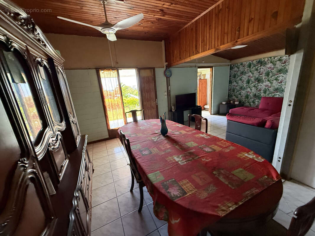 Maison à SAINTE-ROSE