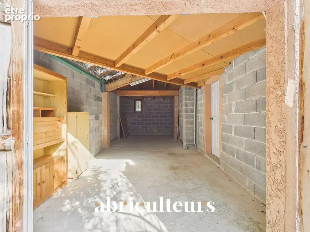 Maison 5 pièces de 110 m² au calme absolu avec piscine en vente à Puyloubier (13114) - photo 18