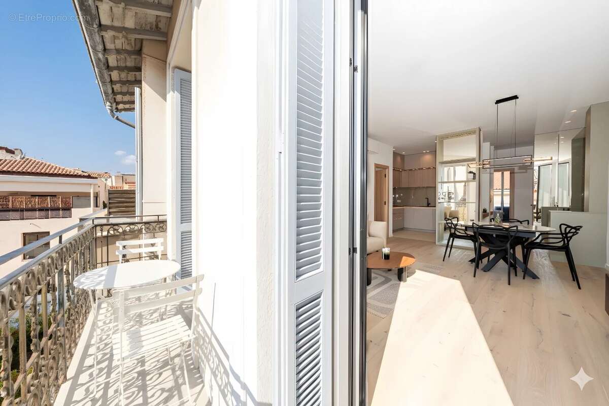 Appartement à CANNES