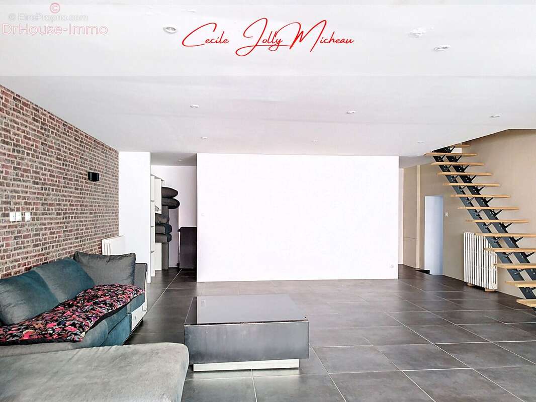 Maison 224 m² à Bourg  - photo 63