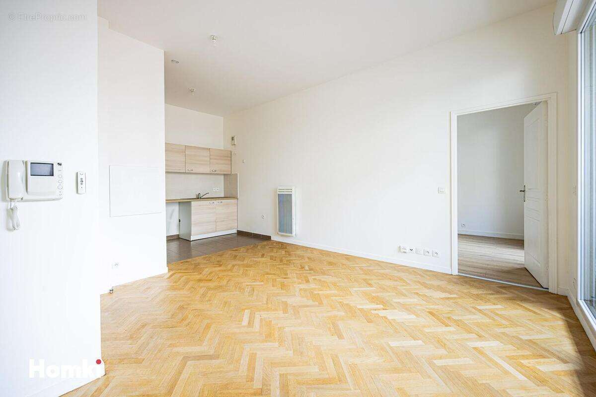 Appartement à MONTROUGE