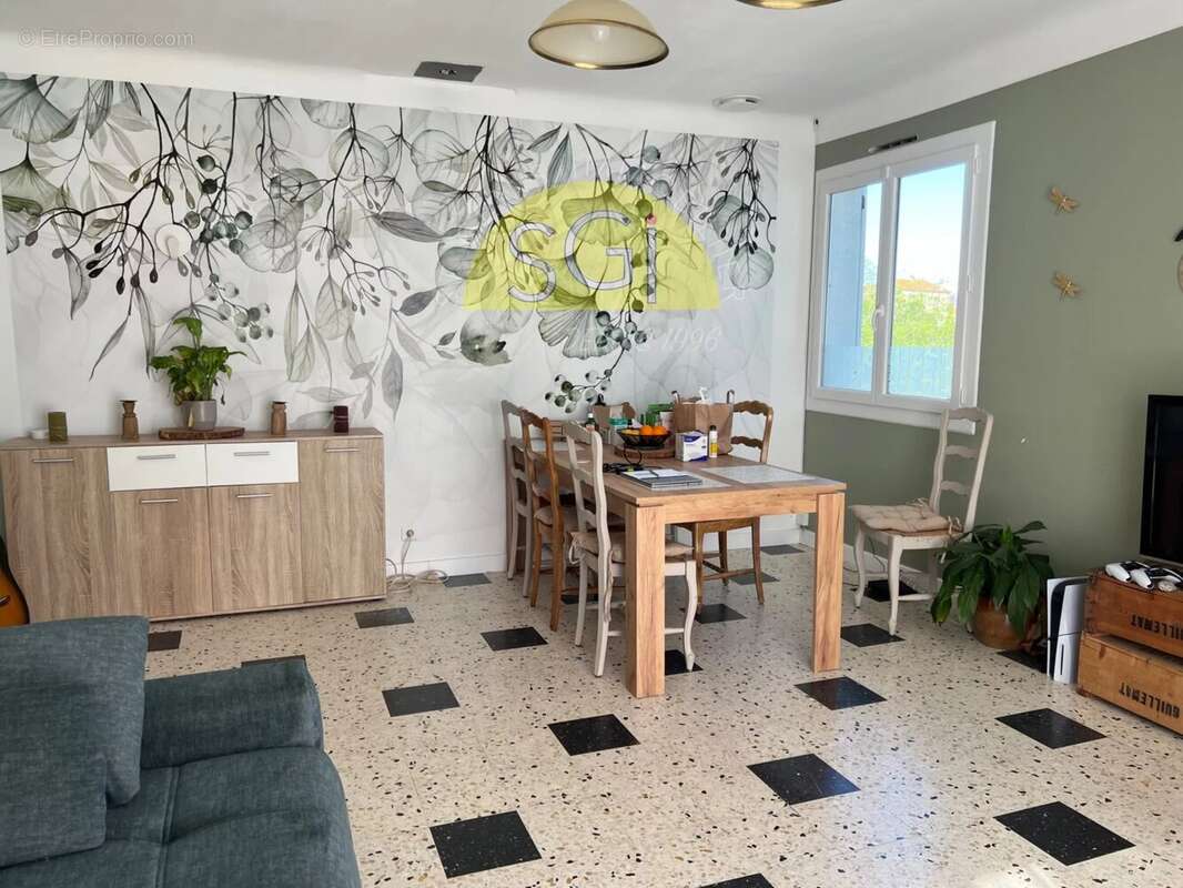 Maison à SAINT-GENIS-DES-FONTAINES