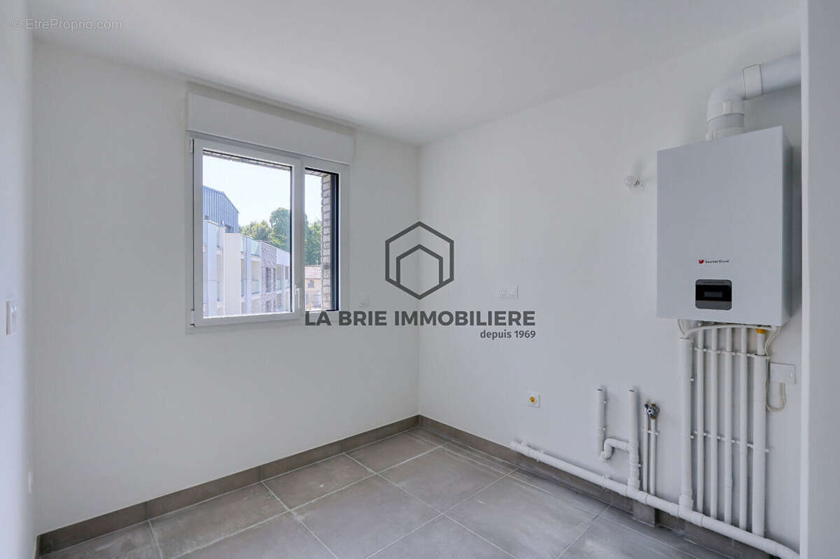 Appartement à RUBELLES