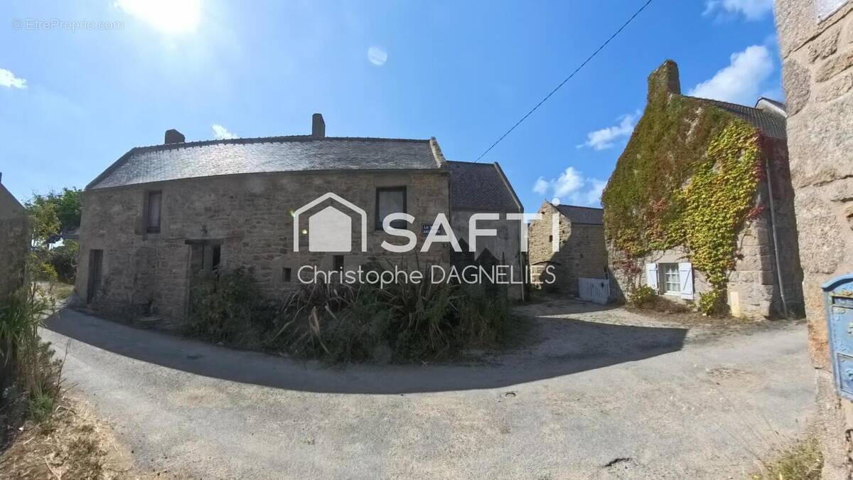Photo 1 - Maison à PLOUHARNEL